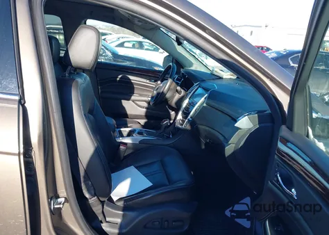 2016 Cadillac Srx Luxury Collection z USA, uszkodzony, nr VIN 3GYFNBE34GS581218